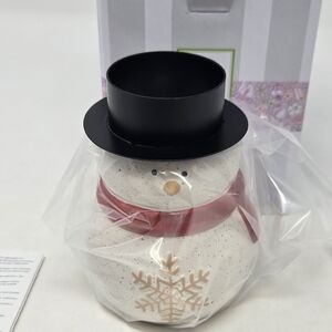 NIB SCENTSY TOASTY TOP HAT MINI PLUG IN WAX WARMER HOME FRAGRANCE SNOWMAN WINTER